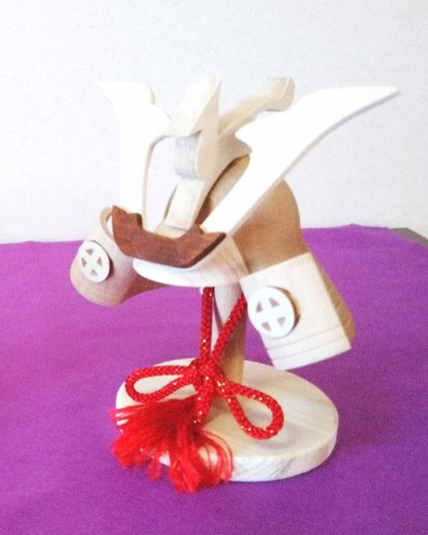 画像3: 木細工i:craft　木製兜（台座付）島津義弘公ver (3)